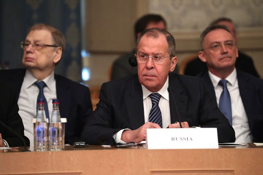 Sergei Lavrov (centro), ministro de Exteriores de Rusia.