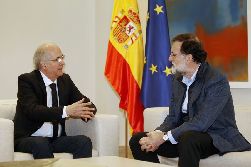 Antonio Ledezma y Mariano Rajoy se reunieron en el Palacio de la Moncloa de Madrid, sede de la presidencia del Gobierno español.