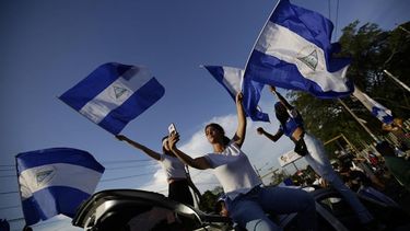 Nicaragua cumple este martes 28 días de crisis, que han dejado entre 54 y 65 muertos, como producto de multitudinarias manifestaciones