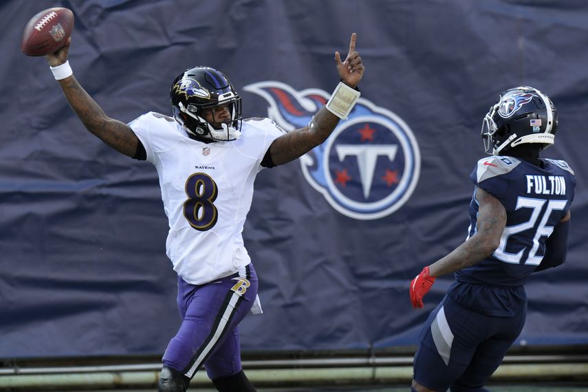 Lamar Jackson se luce en triunfo de los Ravens ante los Titanes en la NFL