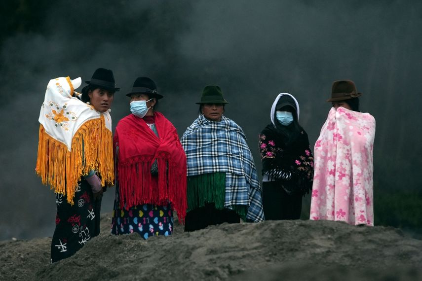 Declaración de las Naciones Unidas establecida el 23 de diciembre de&nbsp;1994 sobre los Derechos de los Pueblos Indígenas defiende&nbsp;los derechos individuales y colectivos&nbsp;de estas poblaciones