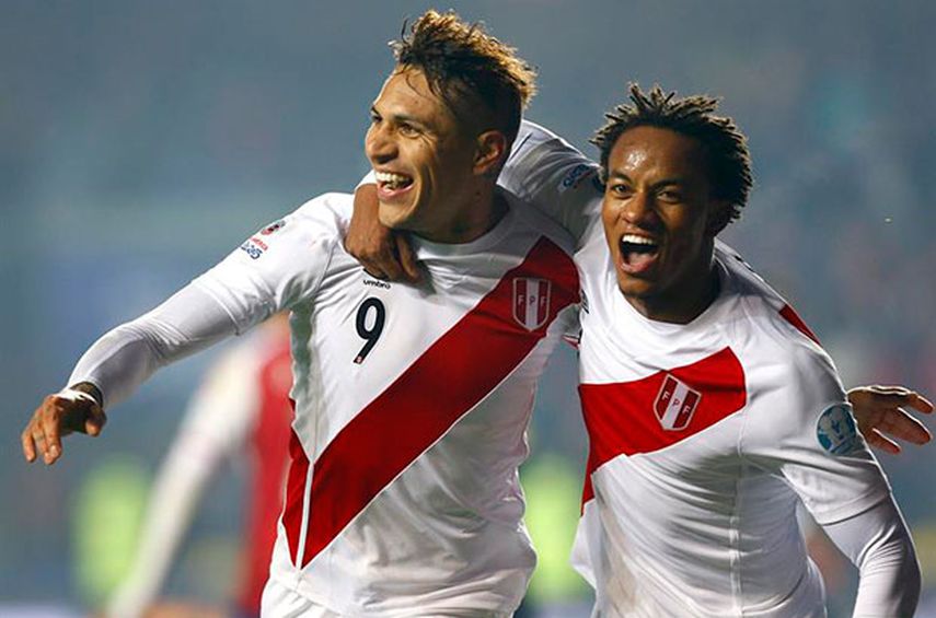 Paolo Guerrero anotó el segundo tanto del conjunto peruano. (EFE)