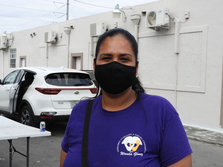 Wanda Gómez, desde que comenzó la pandemia, ayuda a alimentar semanalmente a 2.000 familias.&nbsp;