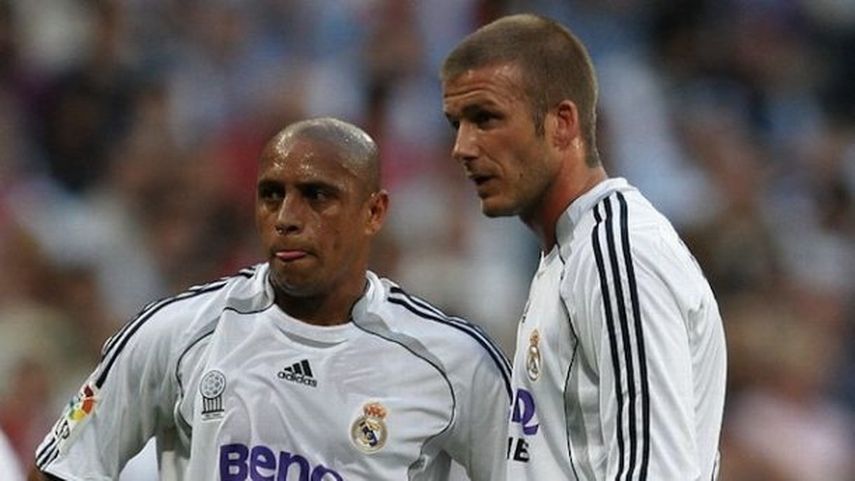 Roberto Carlos y Beckham fueron compañeros en el Real Madrid. (ARCHIVO)
