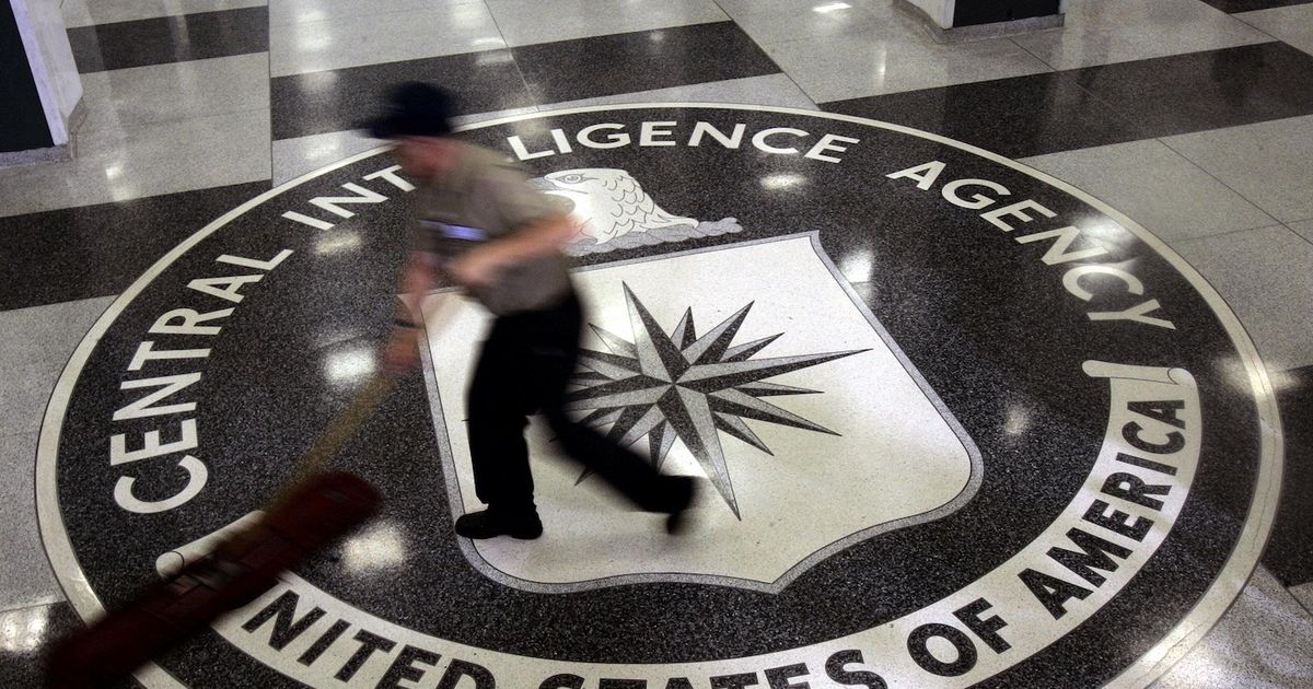 La CIA y el servicio de inteligencia de Rusia realizan acuerdo