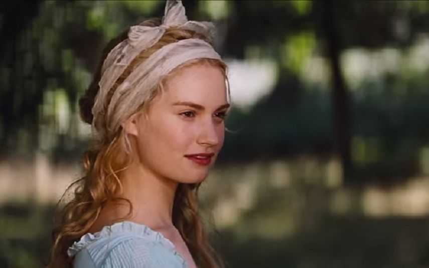 Lily James encarna a Cenicienta. (YOUTUBE) 