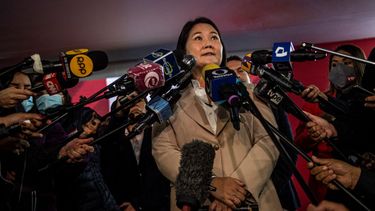 Keiko Fujimori durante una conferencia de prensa, en Lima, Perú.