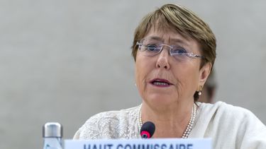La Alta Comisionada para los Derechos Humanos de la ONU, Michelle Bachelet, habla de la situación de los derechos humanos en Venezuela durante una sesión del Consejo de Derechos Humanos.