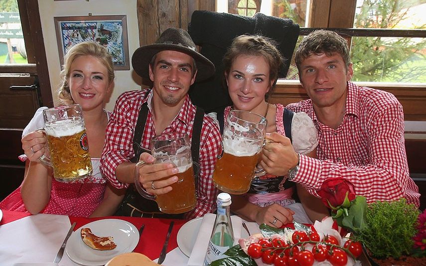 Lahm y Müller son fanáticos de la popular fiesta alemana. (CORTESÍA)