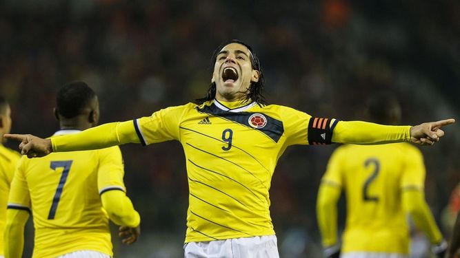El infortunio sigue rondando a Falcao, que ha tenido un año para el olvido. (EFE)