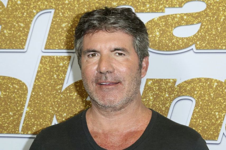 En esta fotograf&iacute;a de archivo del 28 de agosto de 2018, Simon Cowell llega a la alfombra roja de la tercera temporada de Americas Got Talent en el Dolby Theatre de Los Angeles.&nbsp;