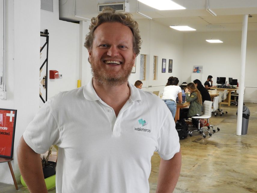 &nbsp;Etienne Gillard, cofundador de la aplicación Waleteros en la que confian más de 33.000 hispanos.&nbsp;