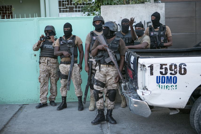 Los agentes de la Policía que le arrestaron no ofrecieron detalles sobre la operación que tomó por sorpresa al antiguo líder militar