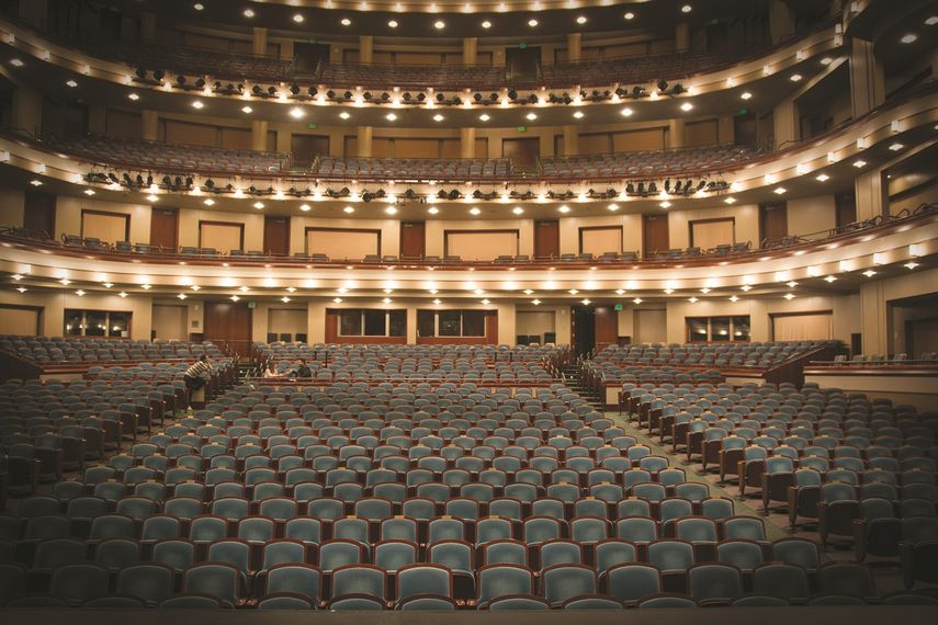 El Ziff Ballet Opera House, del Adrienne Arsht Center, en Miami, acoge musicales, conciertos y otras producciones artísticas.&nbsp;