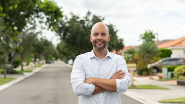 Manny Cid, edil de Miami Lakes, se postula para la alcaldía de Miami-Dade.