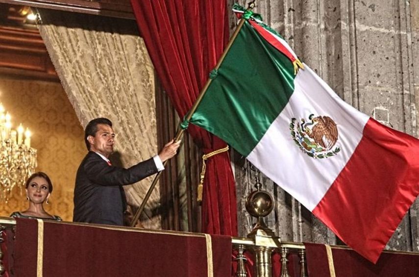 El presidente de México, Enrique Peña Nieto, en una celebración de El Grito de Independencia (EFE/Archivo)