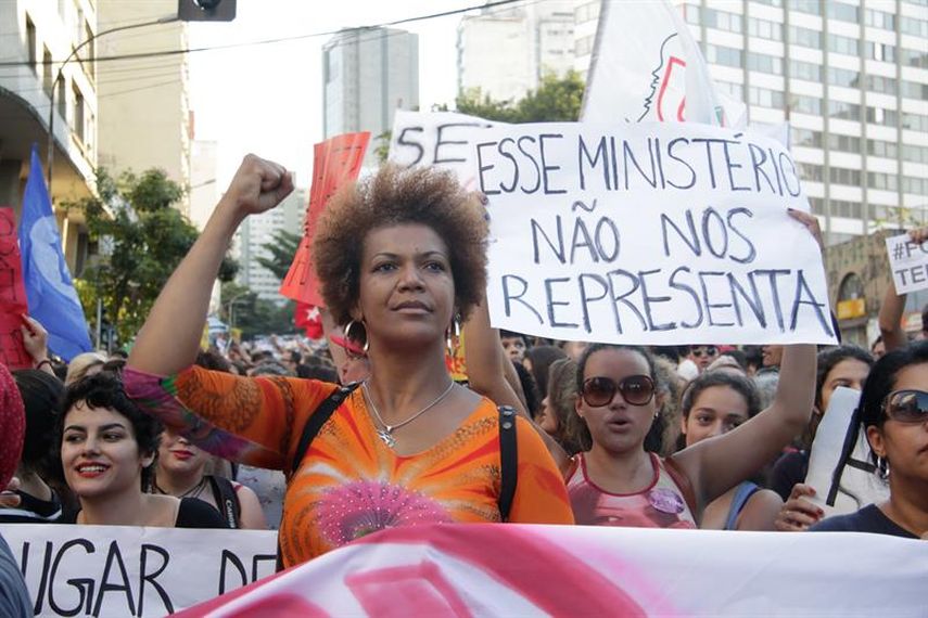 Según el portal UOL, también fue cuestionado el hecho de que varios de sus ministros sean investigados por su presunta participación en la trama de corrupción que operó en Petrobras (EFE) 