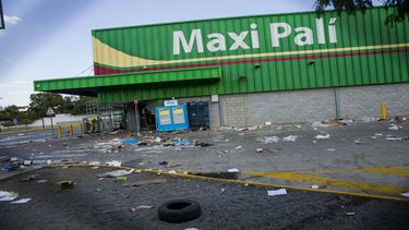 Un supermercado en Managua luego de ser saqueado por manifestantes