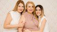 Visnú Ferreira, fundadora de Vizage Aesthetic Center, junto a su madre, Eddy Gómez, y su hija, Fabiola Lucena.