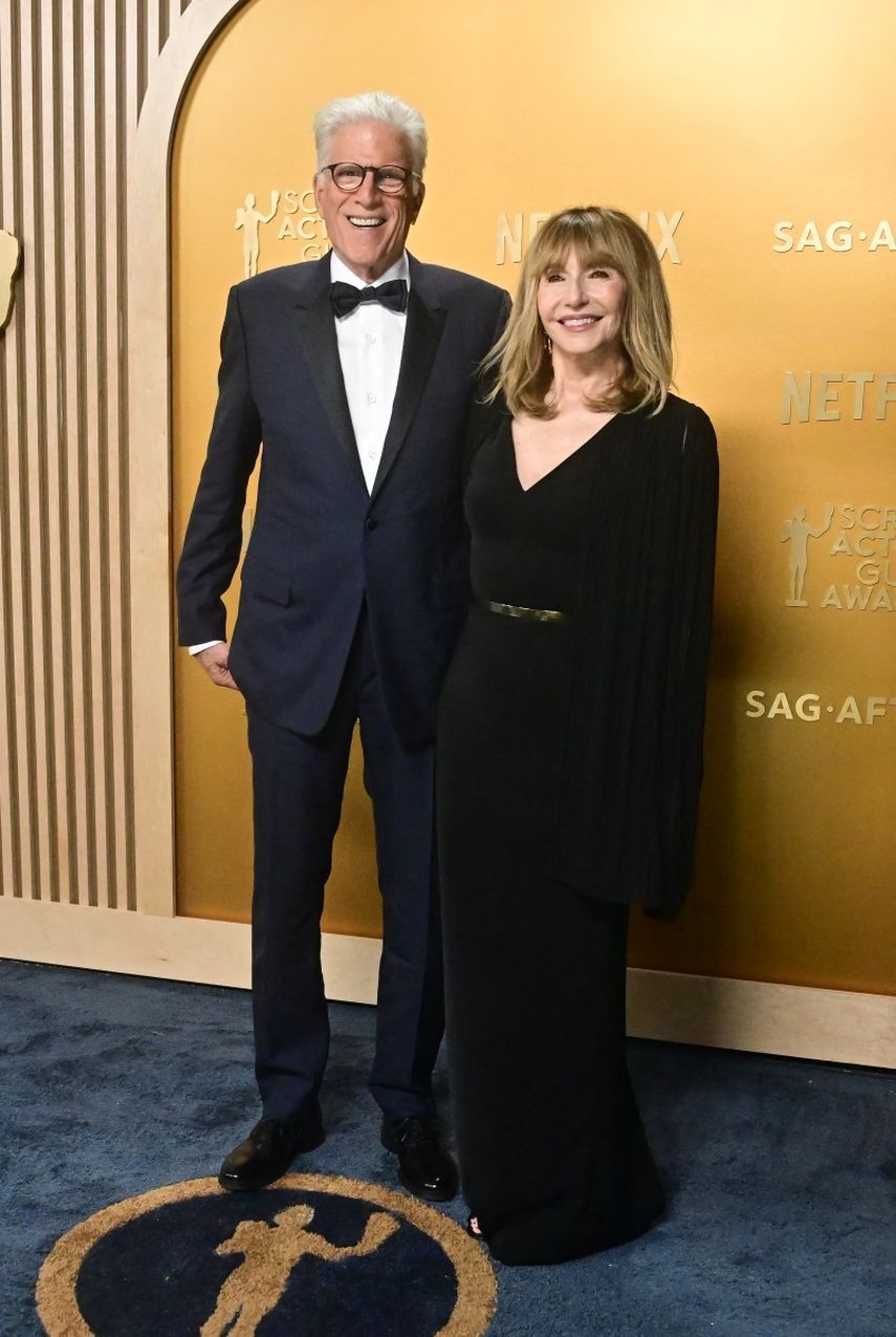 El actor estadounidense Ted Danson y la actriz estadounidense Mary Steenburgen llegan a la 31ª edición de los premios del Sindicato de Actores de Cine en el Auditorio Shrine de Los Ángeles, el 23 de febrero de 2025.&nbsp;