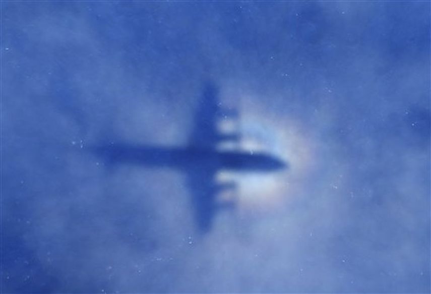 Imagen que muestra un avión P3 Orión de la Fuerza Aérea de Nueva Zelanda durante la búsqueda del avión perdido de Malaysia Airlines. Foto: AP