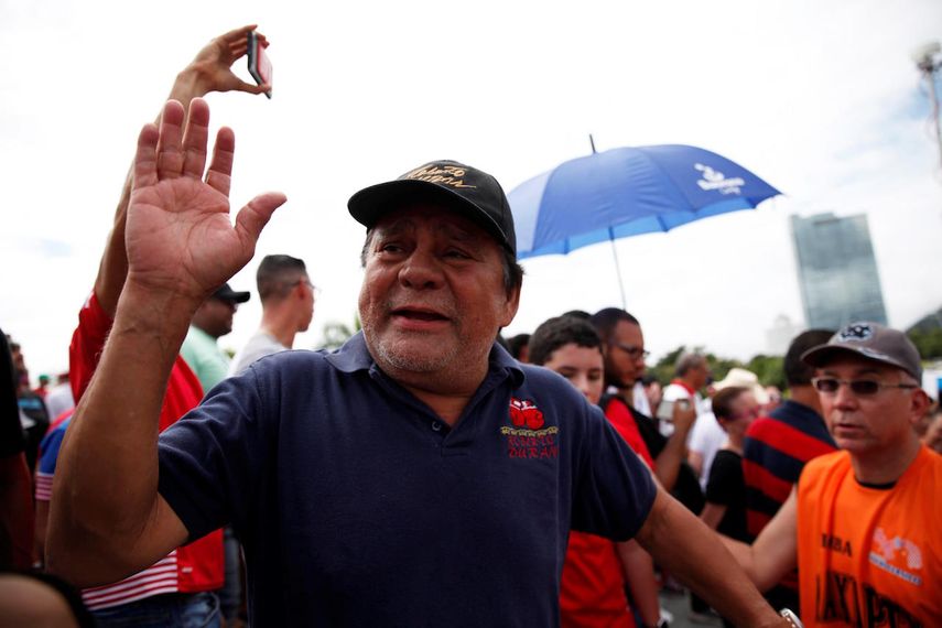 El cinco veces campeón mundial se sumó a las protestas realizadas el miércoles en Panamá.