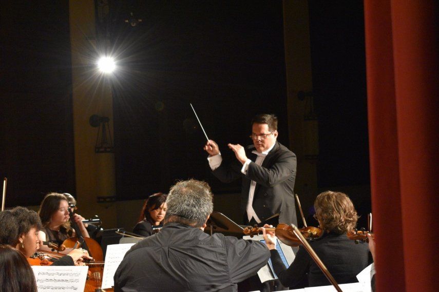 El compositor y director musical cubano Yalil Guerra.&nbsp;