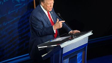 El presidente Donald Trump durante el debate presidencial de este martes en Pennsylvania.