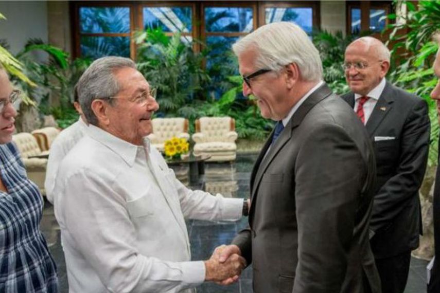 El ministro alemán de Relaciones Exteriores se reunió con Raúl Castro (TWITTER)