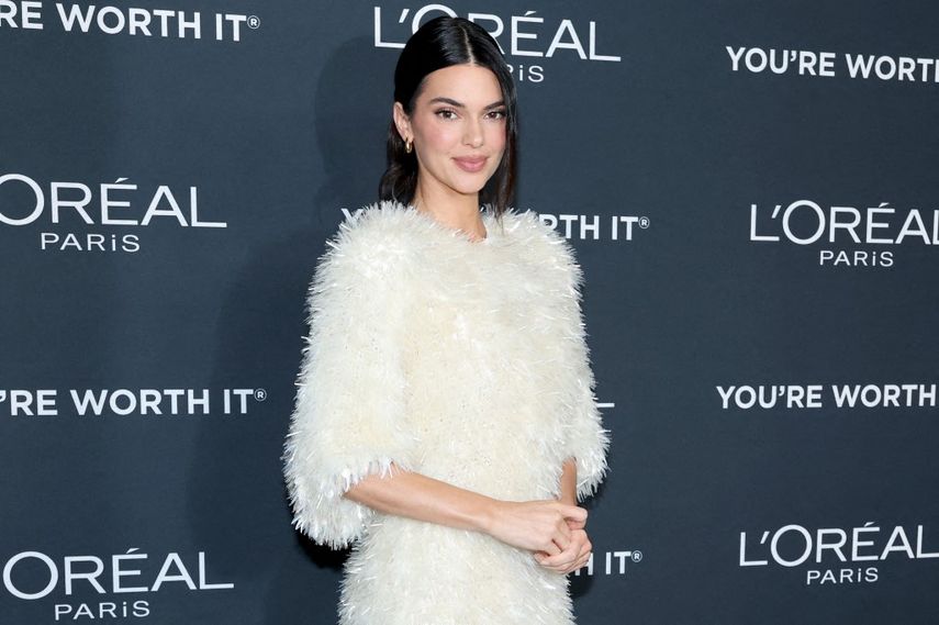 Kendall Jenner asiste al 20.º aniversario de LOréal Paris Women of Worth en el Museo de la Academia de Cine el 2 de diciembre de 2025 en Los Ángeles, California.&nbsp;