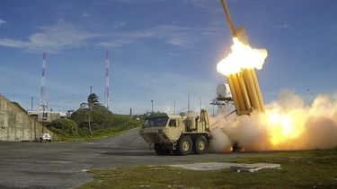 Fotografía de archivo cedida por la Agencia de Defensa de Misiles, por medio del Departamento de Defensa de los EEUU, muestra el sistema para derribar misiles balísticos, Terminal High Altitude Area Defense (THAAD).