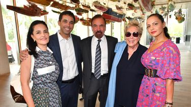  Sussy Ahab,  Matt Haggman y Jorge Pérez, junto a Iran Issa Khan y Jot Sandhu.