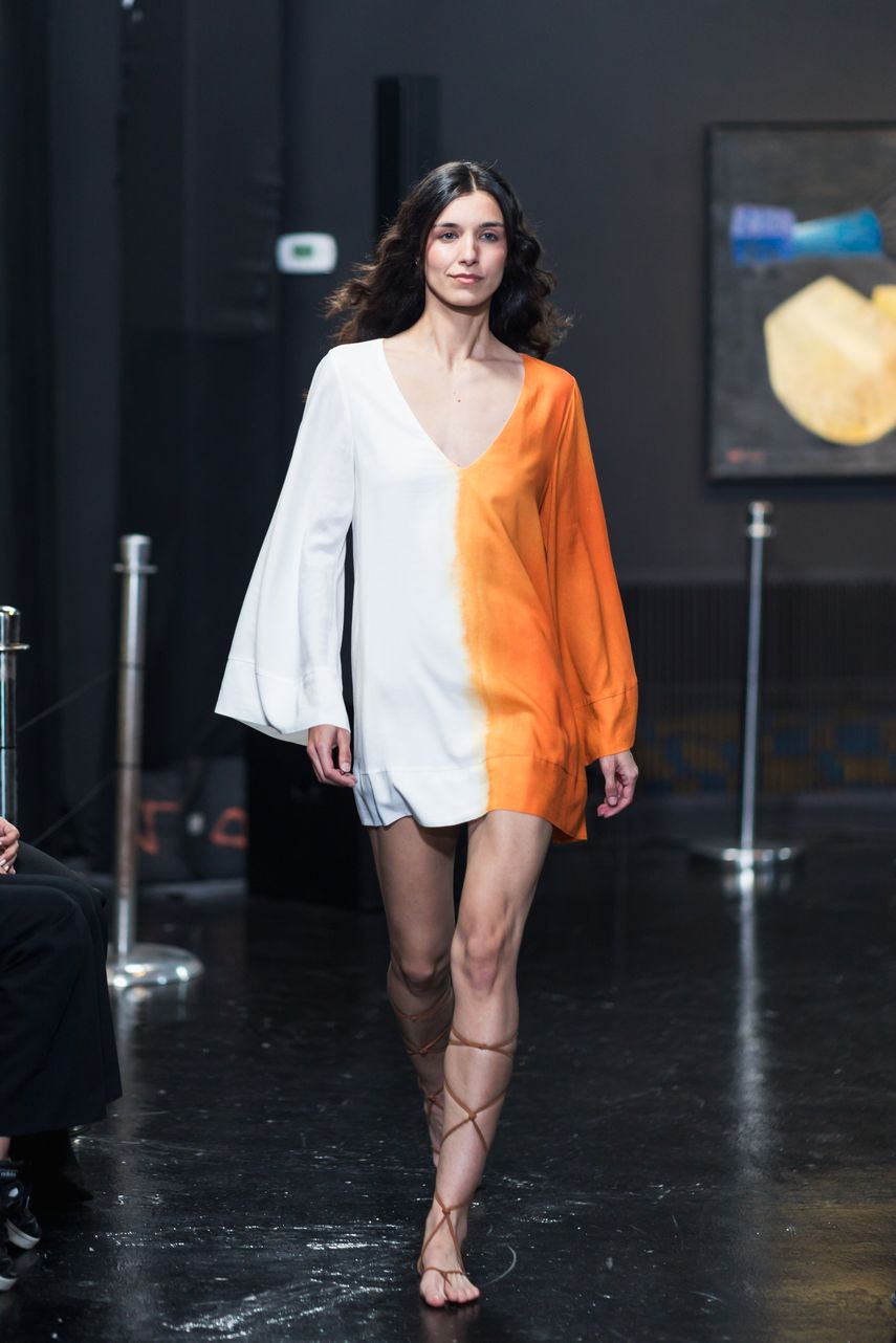 Colección sostenible de la diseñadora venezolana Sigal presentada en la Miami Fashion Week 2024.