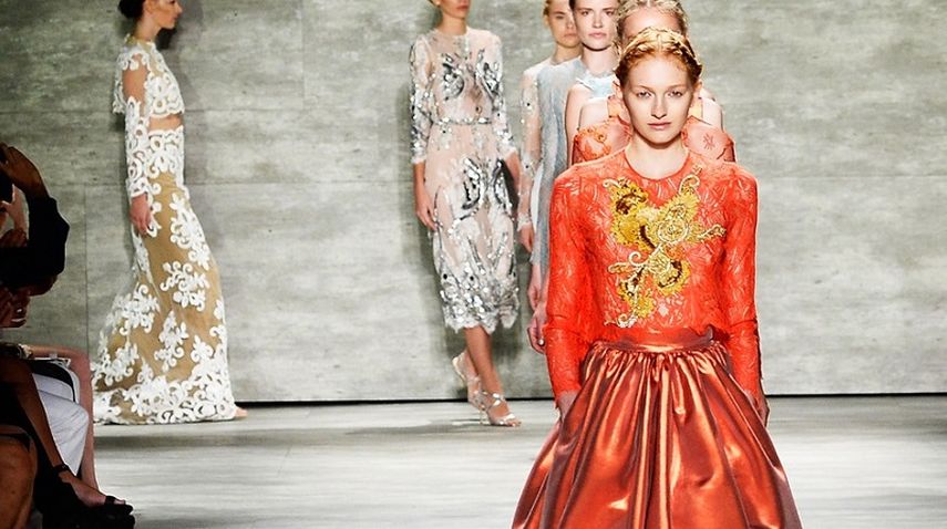 (MERCEDES-BENZ FASHION WEEK)