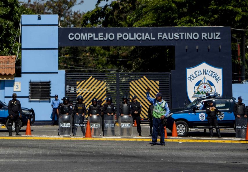 La Policía de&nbsp;Nicaragua&nbsp;anunció este sábado que no permitirá ninguna actividad que altere el orden público, a propósito de la protesta estilo piquetes express convocada para este día por un movimiento opositor para mostrar su rechazo al régimen de Daniel Ortega.