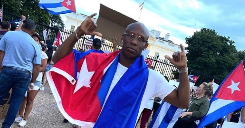 Yordenis Ugás inspira el golpe del KO en las protestas contra la dictadura de Cuba