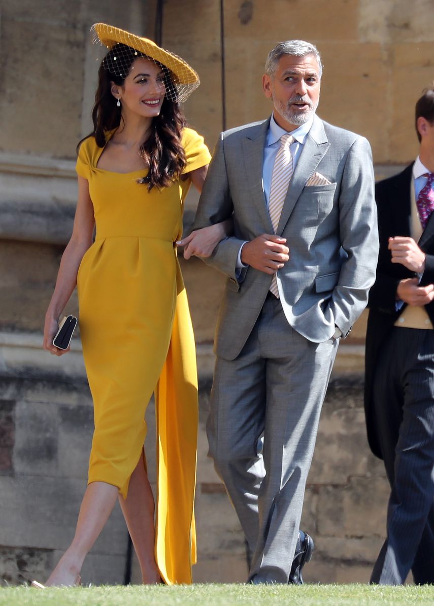 George Clooney y su esposa, la abogada Amal Clooney arriban a la boda real en la capilla de San Jorge en el castillo de Windsor.&nbsp;