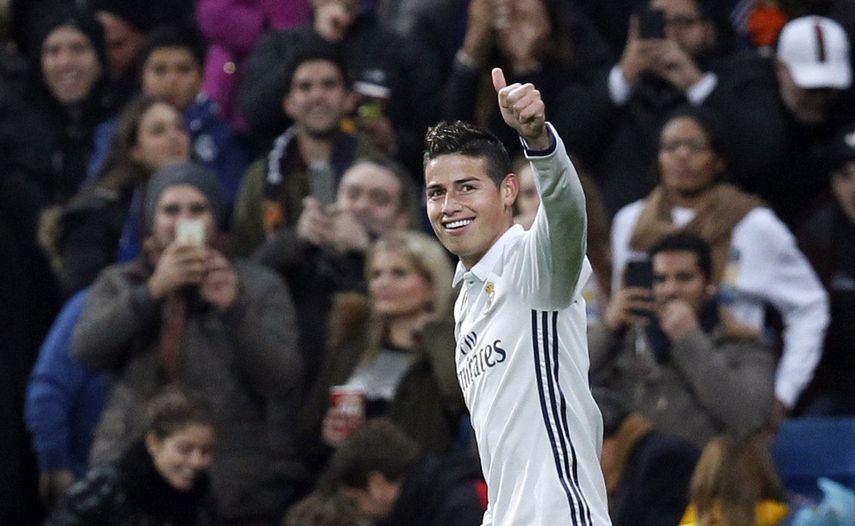El colombiano del Real Madrid,&nbsp;James&nbsp;Rodríguez, muestra su alegría tras marcar el primer gol ante el Sevilla