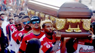 Valbuena y Castillo recibieron un último adiós el viernes en el estadio de Barquisimeto.
