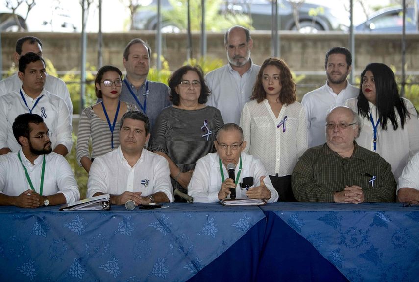 Representantes de la oposición al régimen de Daniel Ortega participan en una conferencia de prensa sobre las negociaciones en Managua, Nicaragua.&nbsp;