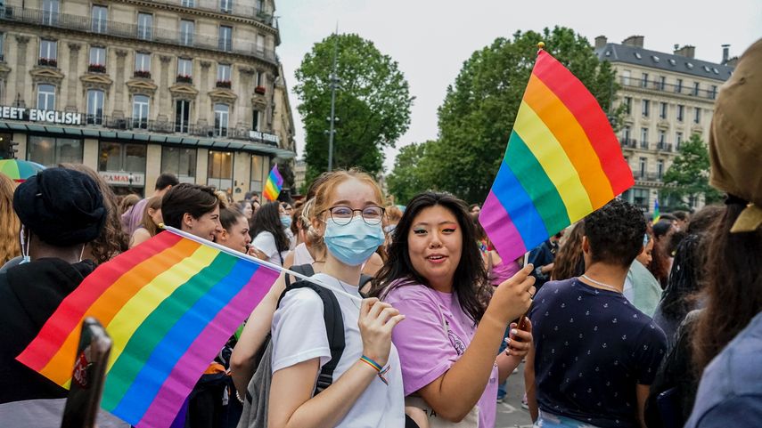 Suiza autoriza el matrimonio igualitario.