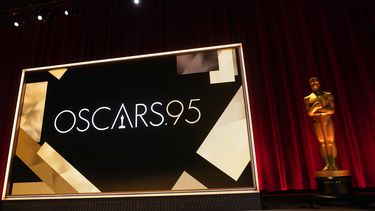 Vista del escenario antes de la ceremonia de nominaciones para los 95tos Premios de la Academia, martes 24 de enero de 2023, en el Museo de la Academia, Los Ángeles. No todas las películas nominadas están actualmente en cartelera.