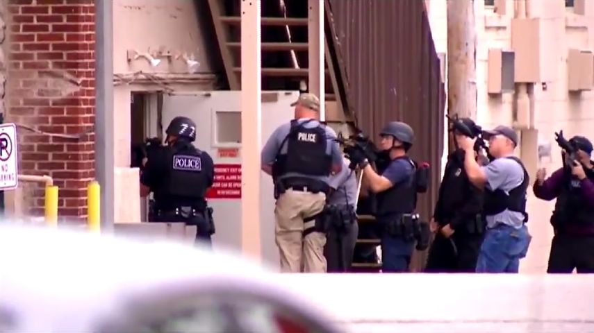 La policía investiga los motivos del agresor que mató este viernes al recién nombrado jefe de Policía de Kirkersville, en Ohio.