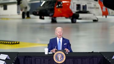 El presidente Joe Biden durante una conferencia sobre la preparación y respuesta a la temporada de huracanes, el miércoles 18 de mayo de 2022, en la base aérea Andrews, en Maryland.