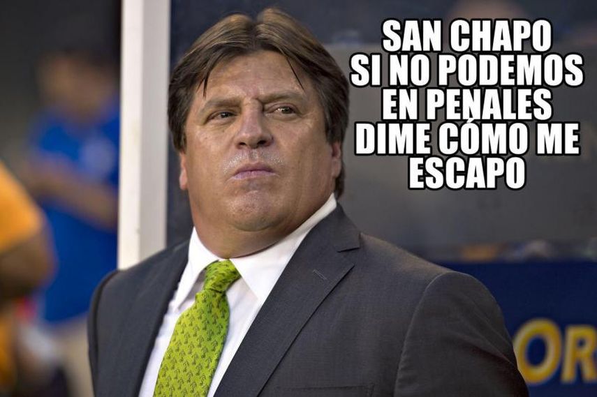 Las redes sociales se burlaron del penal controversial que le otorgó el triunfo a México. (CORTESÍA)