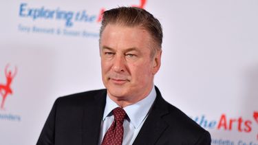 En esta foto de archivo tomada el 12 de abril de 2019, el actor Alec Baldwin asiste a la gala del vigésimo aniversario de Exploring the Arts en Hammerstein Ballroom en la ciudad de Nueva York.