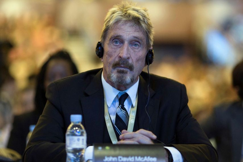 El creador del primer antivirus informático, John McAfee, durante una conferencia de seguridad de internet en China.