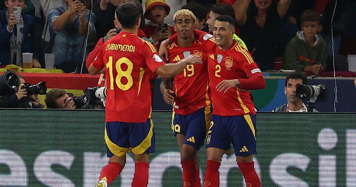 España aguanta la arremetida de Francia y clasifica a la final de la Liga de Naciones