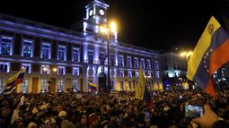 En Madrid, España. Miles de venezolanos se congregaron en la Plaza del Sol.