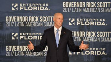 El gobernador de la Florida, Rick Scott, durante su intervención en la Cumbre Latinoamericana en septiembre pasado desde donde anunció la propuesta y de la que fue su anfitrión.